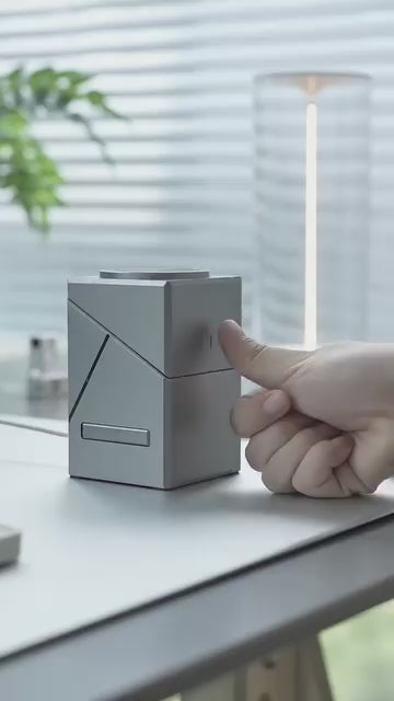 Magic Cube Spin 3-in-1 Wireless Charger